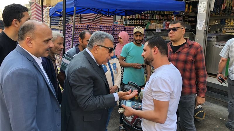 جولة محافظ الدقهلية بالمعرض الدائمة 