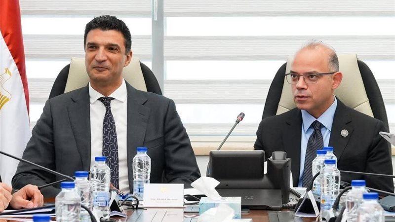 جانب من المباحثات