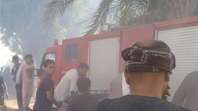 وصول 6  سيارات إطفاء  وإسعاف للسيطرة على  حريق عدة منازل في قنا