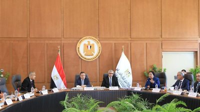 وزير التعليم العالي: ضرورة تكثيف وتعزيز التعاون بين الجامعات ومجتمع الصناعة