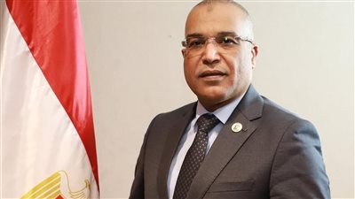 نقيب البترول: عيد العمال فرصة لتجديد التقدير لبناة الوطن الحقيقيين