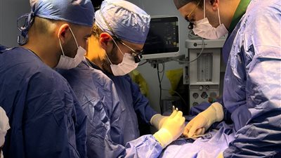 إنجاز طبي جديد بمستشفى طلخا المركزي.. نجاح إصلاح فتق سري لطفلة 4 سنوات