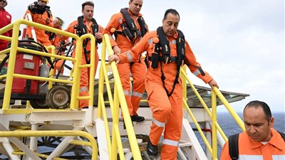 رئيس الوزراء يشهد نجاح الحفار البحري «القاهر-2» في تحقيق اكتشاف واعد للغاز الطبيعي
