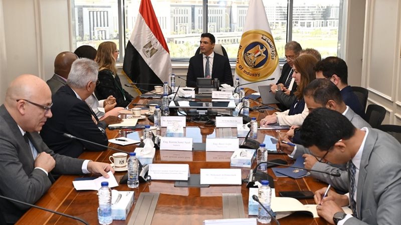 جانب من الاجتماع 