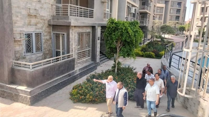 وزير الإسكان 