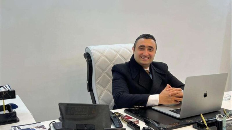 الدكتور محمد مجدي،