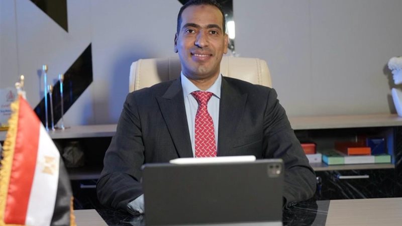 النائب محمود حسين