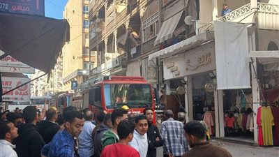اندلاع حريق داخل فندق شهير في بورسعيد والحماية المدنية تدفع بسيارات الإطفاء 