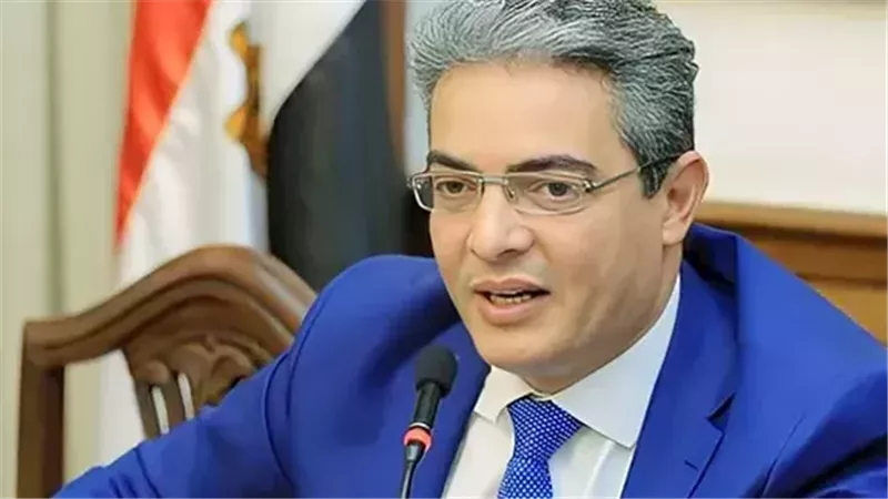 الإعلامى الدكتور