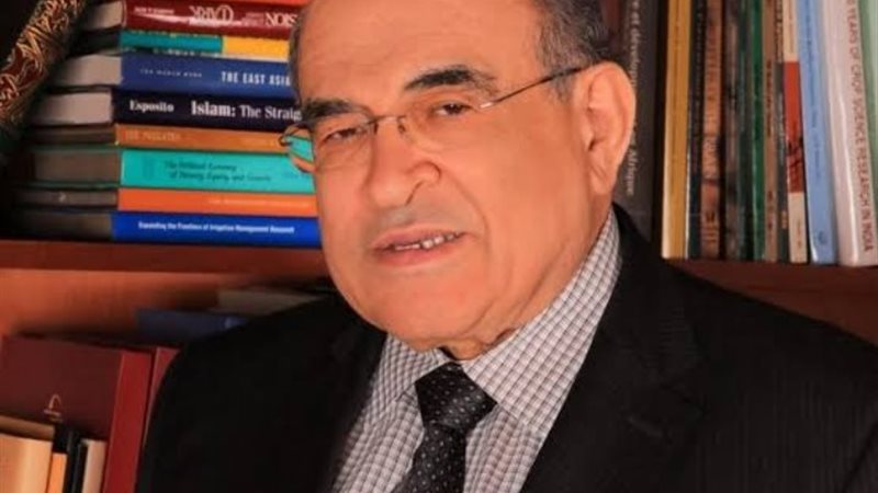 مصطفى الفقي 