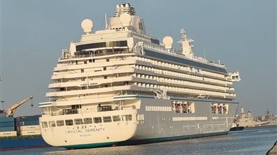 ميناء الإسكندرية يستقبل السفينة السياحية CRYSTAL SERENITY في ختام رحلتها بمصر 