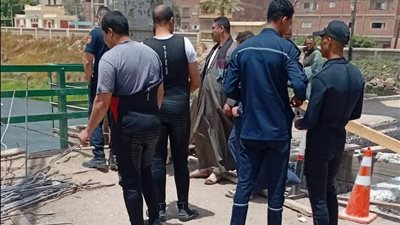 مصرع عامل إثر سقوطه من أعلى كوبري الحواتكة بمنفلوط في الترعة الإبراهيمية