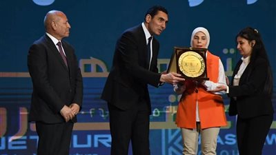 وزير الشباب ومحافظ القاهرة يشهدان حفل ختام النسخة الثانية من 