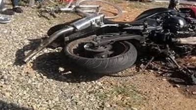 حادث مروع بالدقهلية.. انقلاب موتوسيكل يُصيب 3 شباب بكسور وجروح