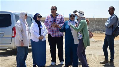 رئيسة مدينة بورفؤاد تتابع تنفيذ طريق جديد لربط كوبري النصر العائم القديم بالجديد
