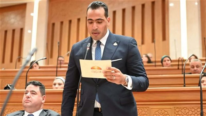 النائب محمود حسين