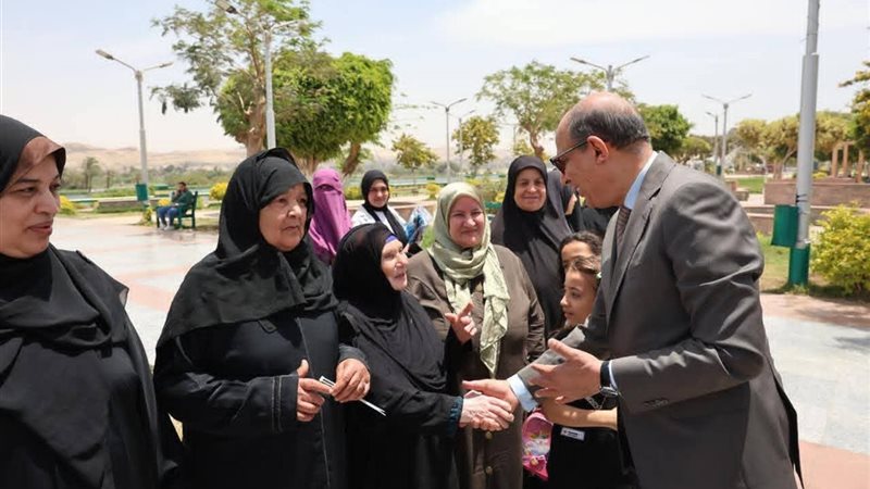 جانب من التهنئة 