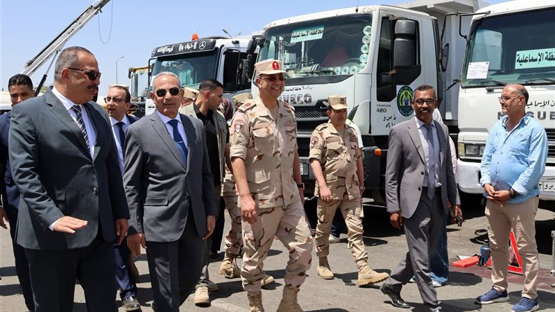 جانب من تفقد الاصطفاف