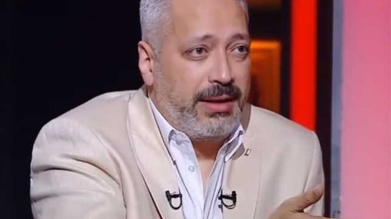 الإعلامي تامر أمين