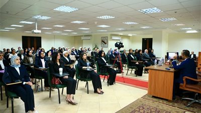 النيابة الإدارية تنظم دورة تدريبية للمعاونين الجدد حول القيم والتقاليد القضائية| صور 