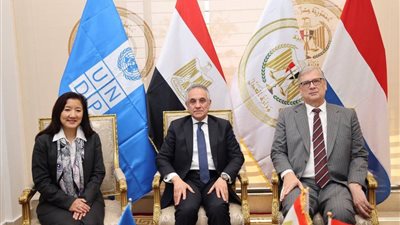  وزير العدل يفتتح أول مكتب متخصص لتقديم خدمات المساعدة القانونية الأسرية للأجانب في مصر
