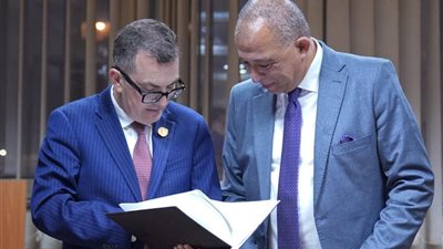 وزير التخطيط يشهد مناقشة أبرز الأولويات البحثية وخطط التطوير المؤسسي