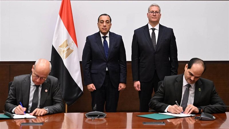 مصطفى مدبولي ووزير