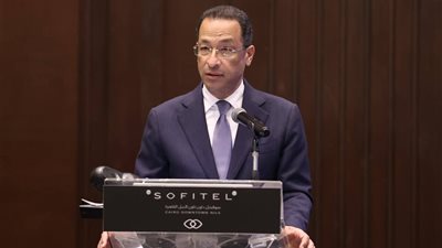 وزير الاتصالات: نمو القطاع 18.9% والتحول الرقمي وتوطين التكنولوجيا على رأس الأولويات