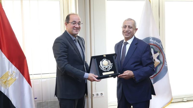 وزير المالية