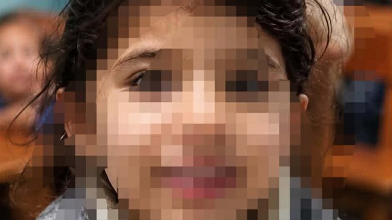 الطفله