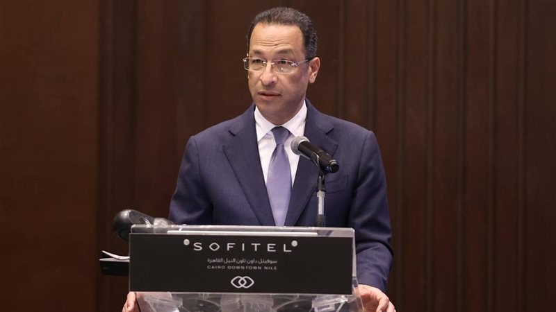 وزير الاتصالات