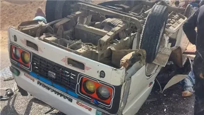 بسبب انفجار الإطار.. مصرع شخص وإصابة 22 آخرين في حادث سير بالمنوفية