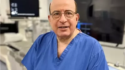 مصري هيرأس أعرق كلية عيون في بريطانيا 