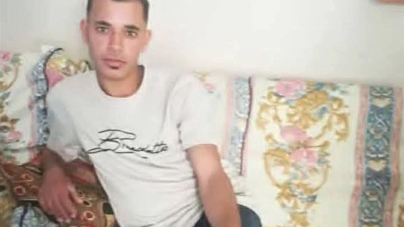 الشاب المتوفي 