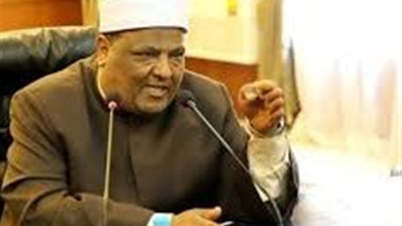  الدكتور عباس شومان،
