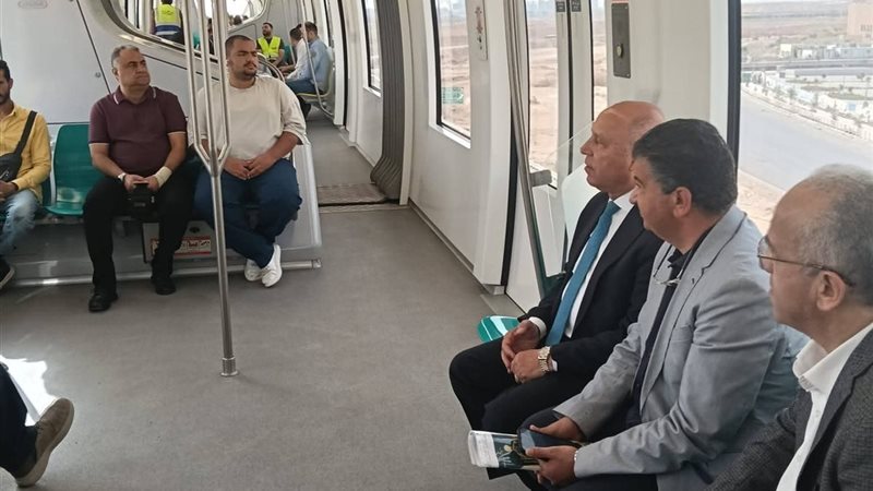 وزير النقل و المونوريل