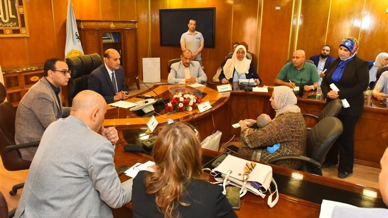 محافظ أسيوط 