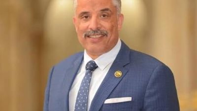 امتحانات الثانوية العامة.. عيد حماد يطالب الحكومة بوقف قطع الإنترنت فورًا