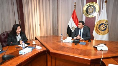 «شمس الصناعة» برنامج وطني لتوسيع الاعتماد على الطاقة المتجددة داخل القطاع الصناعي المصري