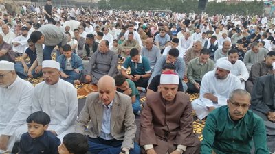 العيد فرحة.. أهالى أبوحماد بالشرقية يؤدون صلاة عيد الأضحى 