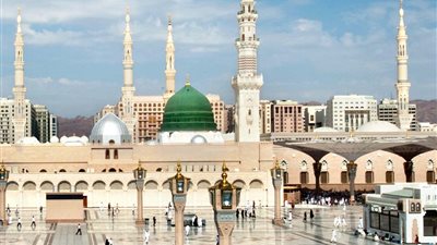 آداب زيارة المسجد النبوي.. سنن روحية تعكس قدسية المكان ومقام النبي ﷺ