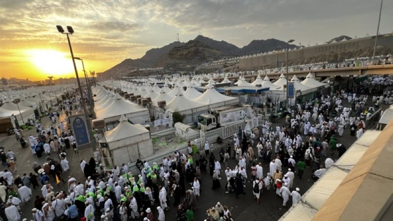 حجاج بيت الله الحرام