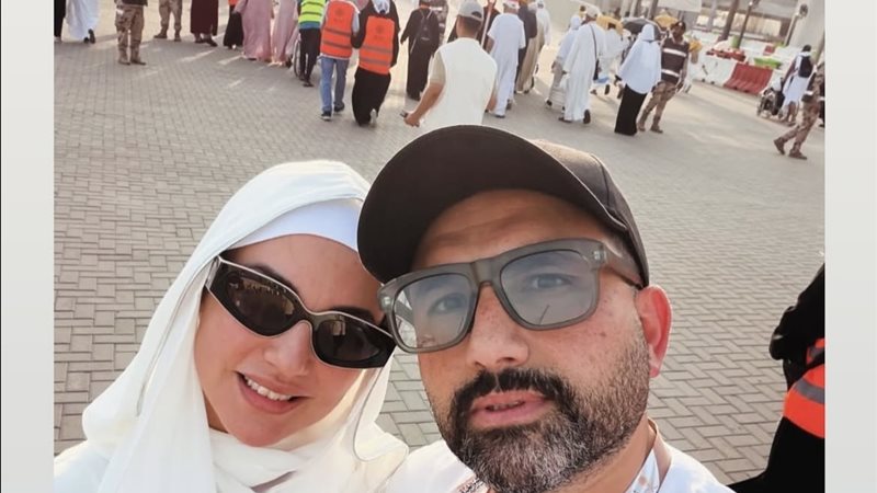 درة تشارك جمهورها