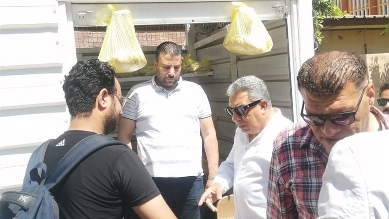 محافظ الدقهلية بمنافذ