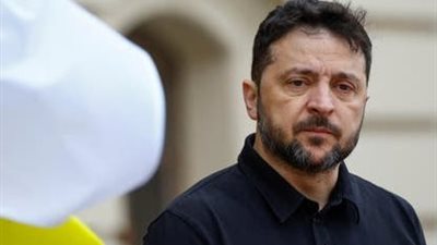سكرتيرة زيلينسكي السابقة تشن هجومًا حادًا عليه بسبب ترامب.. ما القصة؟