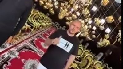مليون جنيه وبرومو ترويجي.. عزاء والد حمو بيكا يثير الجدل عبر السوشيال 