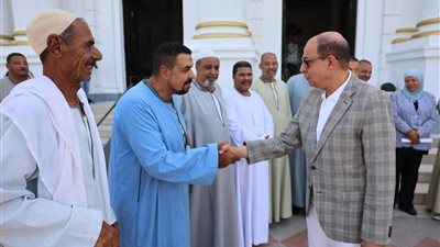 كدواني: توفير كافة التسهيلات للتجار وإنهاء العشوائية دعمًا للأنشطة التجارية بمحافظة المنيا