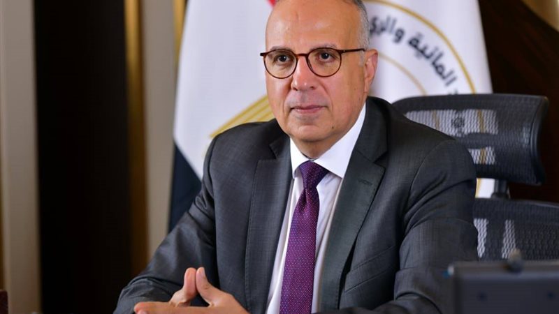وزير الموارد المائية