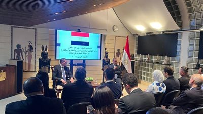 وزير الخارجية يلتقي بأعضاء الجالية المصرية في اليابان
