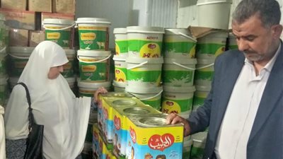 ضبط 4 أطنان من السمن والزيوت و15 شيكارة دقيق مجهول المصدر بالشرقية 